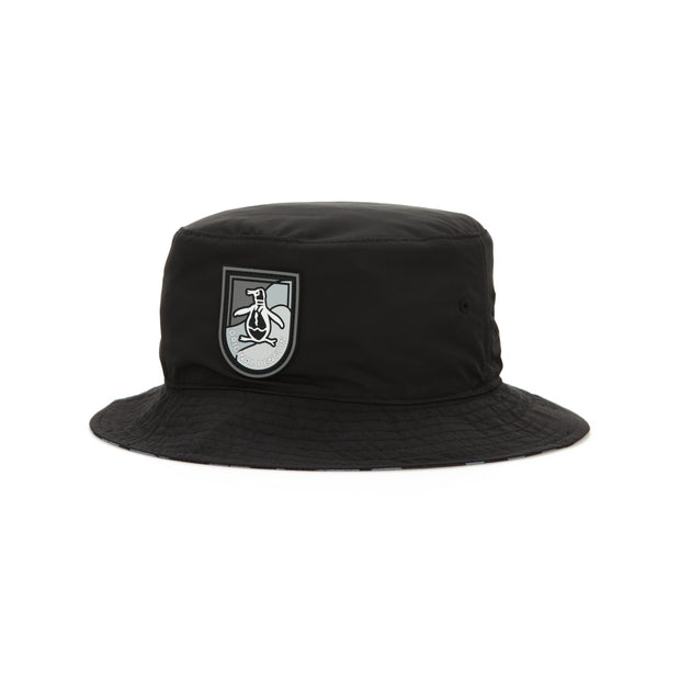 Reversible Penguin Print Bucket Hat In Caviar